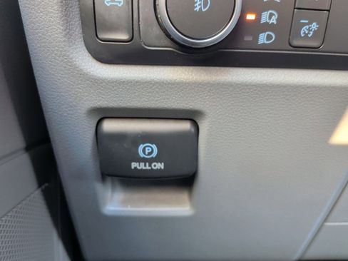 Certified 2022 Ford F150 XLT w/ Equipment Group 302A High image 28