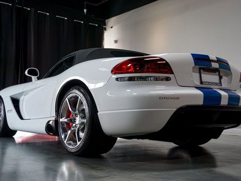 Used 2009 Dodge Viper SRT-10 w/ Protection Group image 10