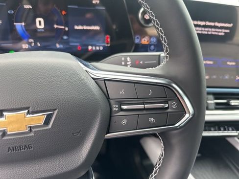 New 2026 Chevrolet Equinox EV LT image 15