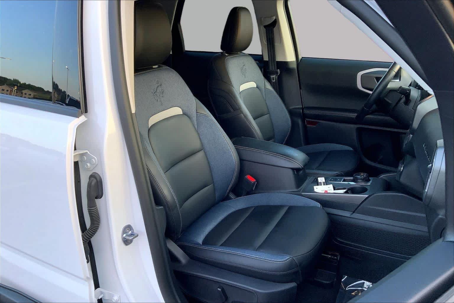 Used 2025 Ford Bronco Sport Outer Banks w/ Outer Banks Tech Package+ AWD/4WD image 8