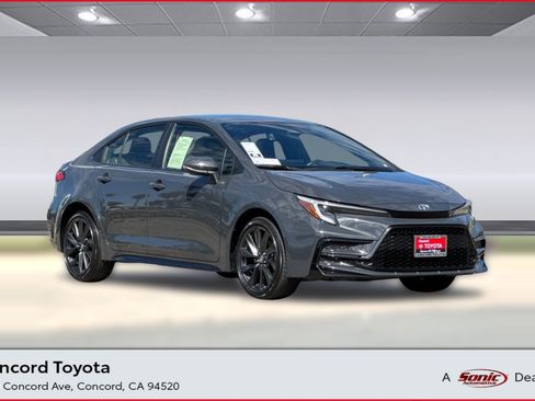 Used 2024 Toyota Corolla SE image 1