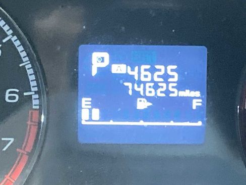 Used 2018 Subaru Crosstrek 2.0i Premium image 18