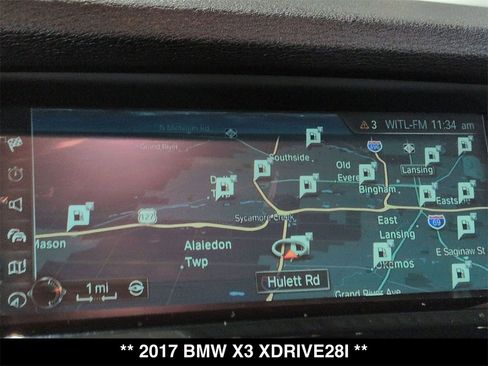 Used 2017 BMW X3 xDrive28i image 4