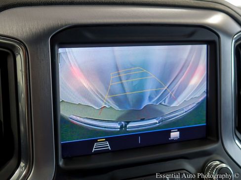 Used 2022 GMC Sierra 1500 Elevation image 12
