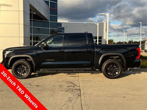 Used 2024 Toyota Tundra SR5 image 7