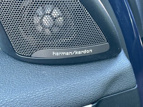 Used 2019 BMW X1 xDrive28i w/ Convenience Package image 14