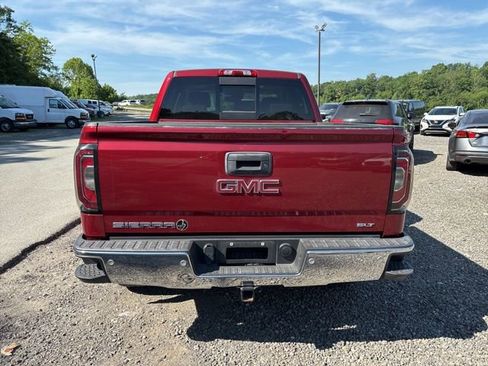 Used 2018 GMC Sierra 1500 SLT AWD/4WD image 4