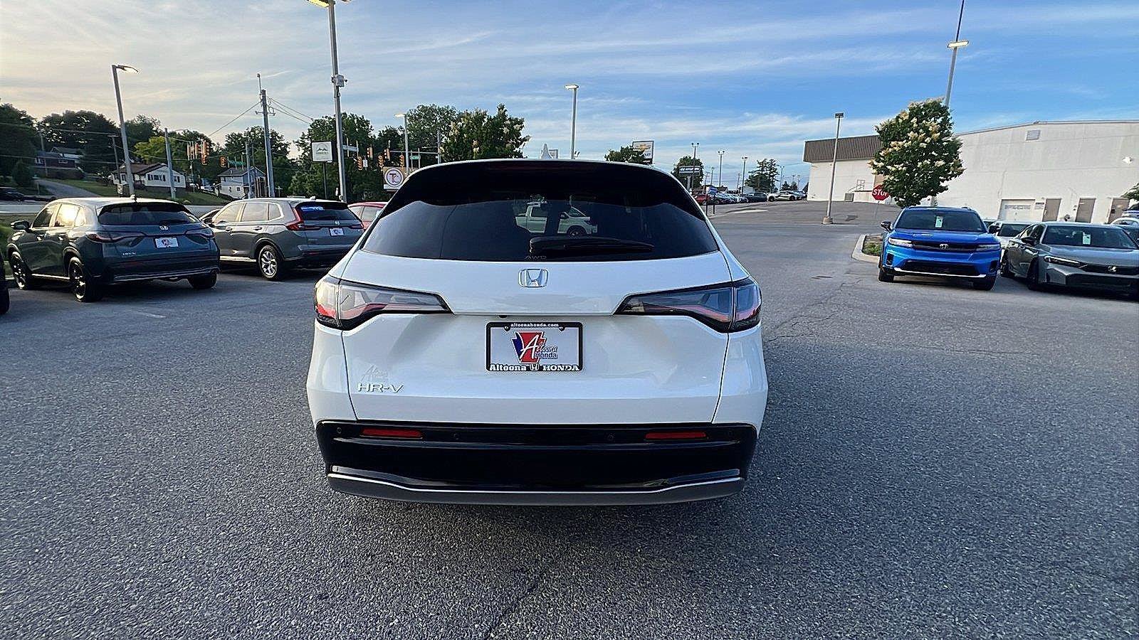 New 2027 Honda HR-V EX-L image 5