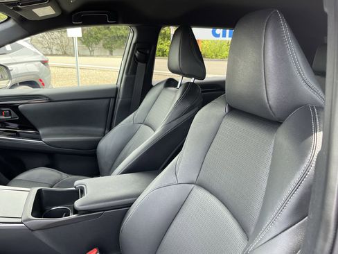 Used 2023 Subaru Solterra AWD image 20