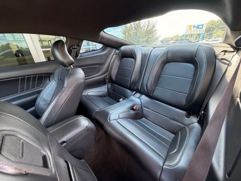 Used 2015 Ford Mustang GT Premium w/ Equipment Group 401A RWD image 32