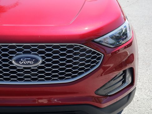 Used 2024 Ford Edge SEL image 20