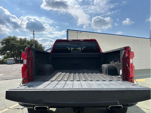 Used 2019 Chevrolet Silverado 1500 LT Trail Boss AWD/4WD image 19