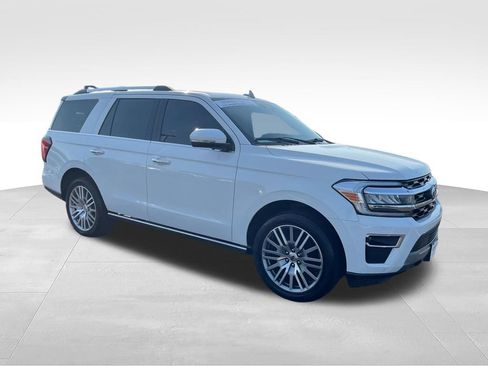 Used 2022 Ford Expedition Limited AWD/4WD image 7