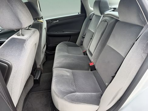 Used 2012 Chevrolet Impala LT FWD image 22