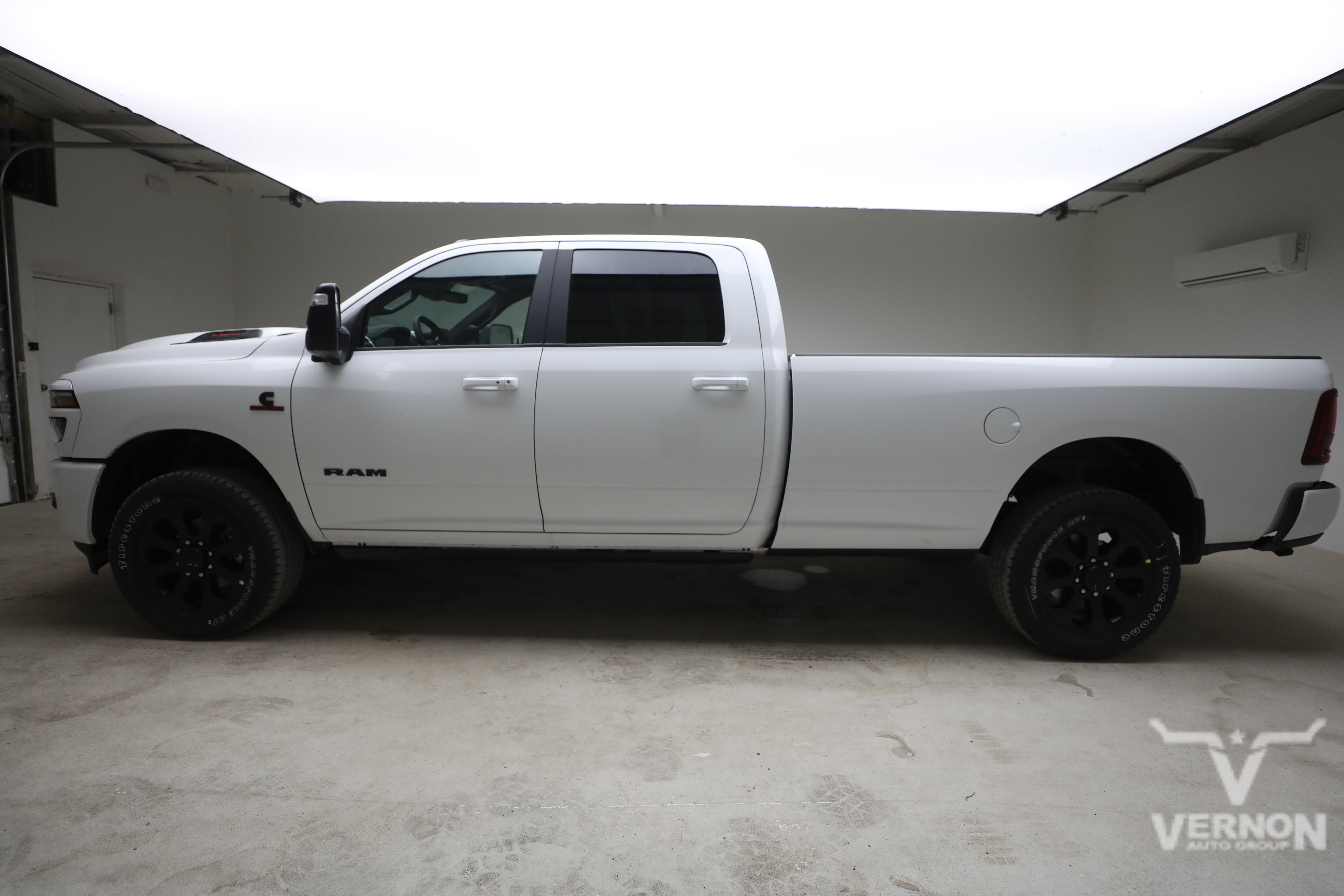 New 2027 RAM 3500 Laramie AWD/4WD image 2