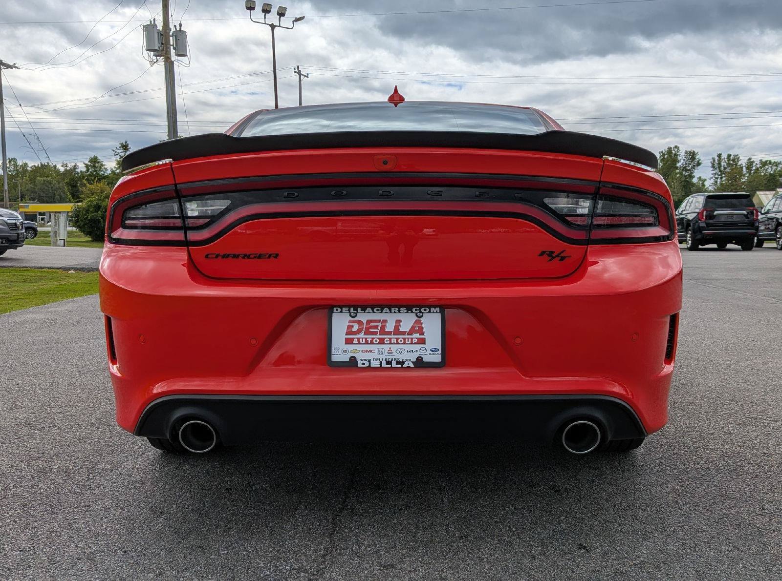 Used 2022 Dodge Charger R/T w/ Blacktop Package RWD image 9