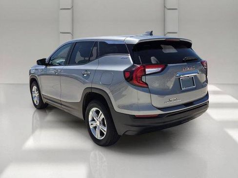 Certified 2024 GMC Terrain SLE AWD/4WD image 3