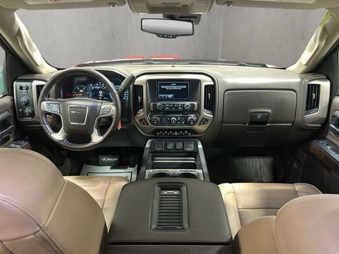 Used 2019 GMC Sierra 3500 Denali w/ Duramax Plus Package image 12