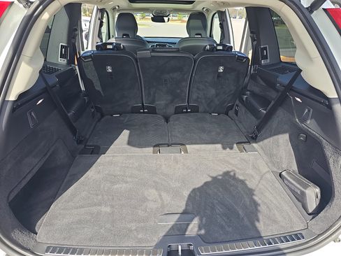 Used 2024 Volvo XC90 B6 Plus w/ Protection Package Premier image 13