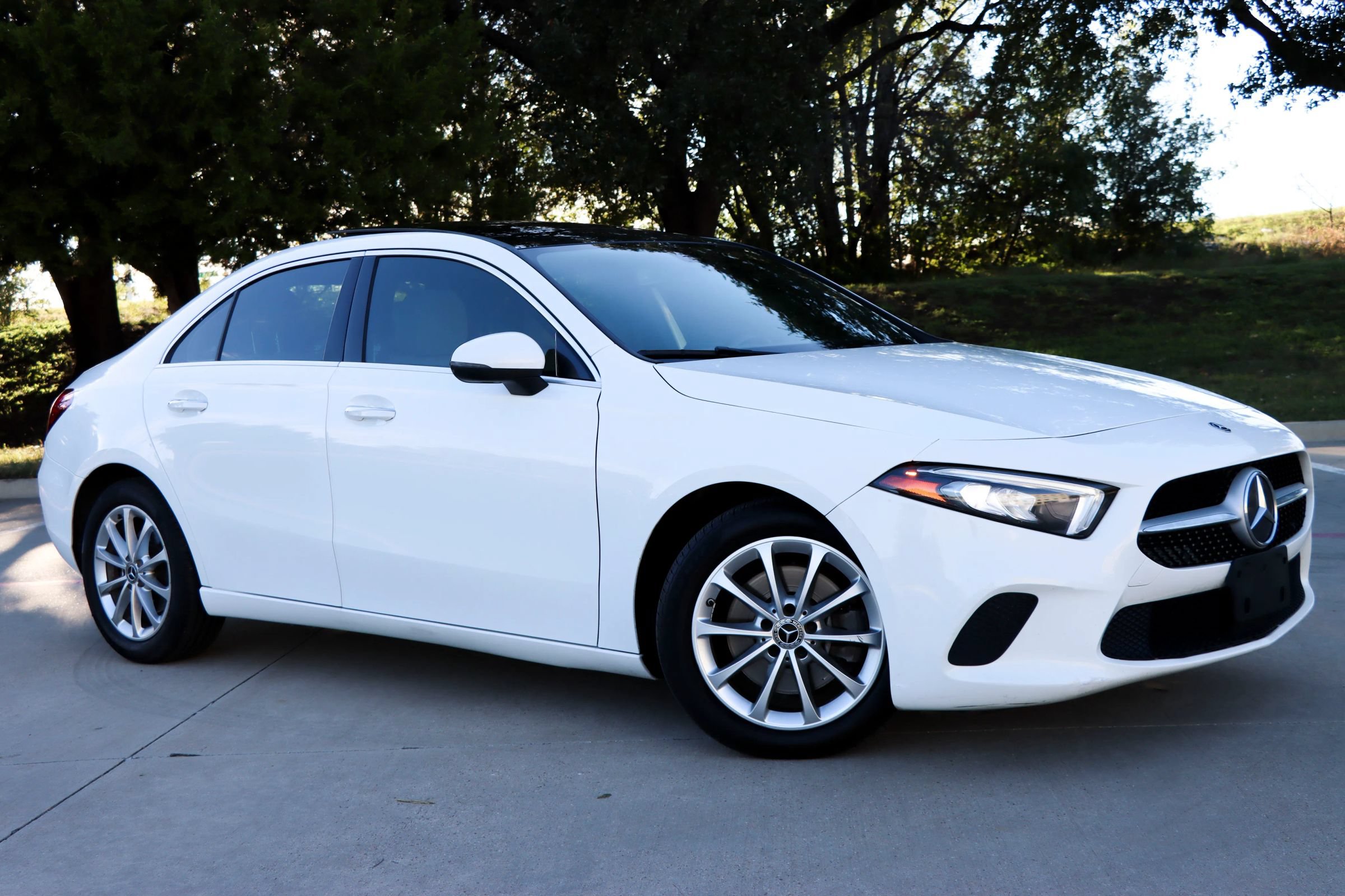 Used 2019 Mercedes-Benz A 220 image 1