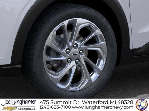 New 2027 Chevrolet Bolt LT FWD image 9