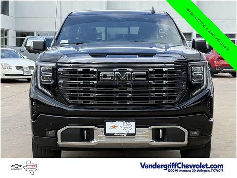 Certified 2023 GMC Sierra 1500 Denali Ultimate AWD/4WD image 7