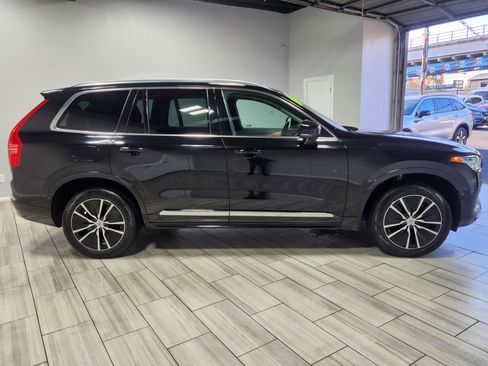 Used 2022 Volvo XC90 T8 Inscription Expression image 6