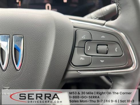 Used 2025 Buick Envista Preferred FWD image 22