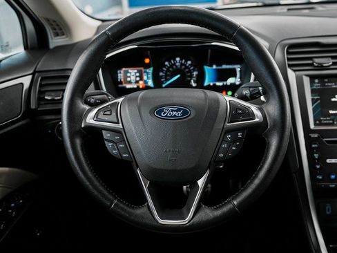 Used 2018 Ford Fusion Energi Titanium image 26