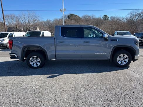 Used 2024 GMC Sierra 1500 SLE image 4