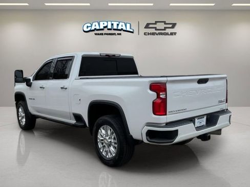 Used 2021 Chevrolet Silverado 2500 High Country w/ Z71 Off-Road Package image 3