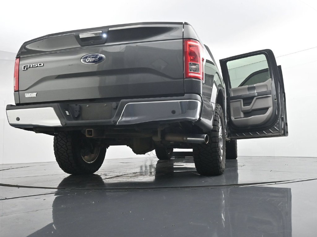 Used 2017 Ford F150 XLT w/ Equipment Group 302A Luxury RWD image 30