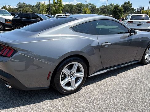 Used 2026 Ford Mustang Coupe RWD image 8