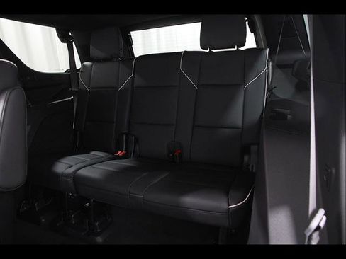 Used 2026 Cadillac Escalade Luxury AWD/4WD image 23