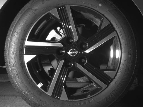 Used 2025 Nissan Sentra SV image 15