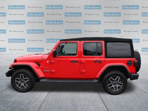 Used 2024 Jeep Wrangler Unlimited Sahara AWD/4WD image 10