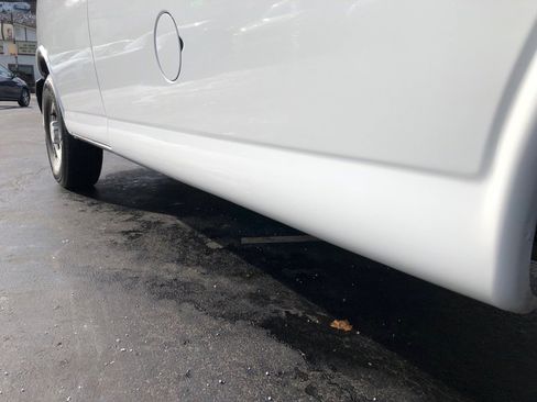 Used 2019 Chevrolet Express 2500 w/ Driver Convenience Package image 13