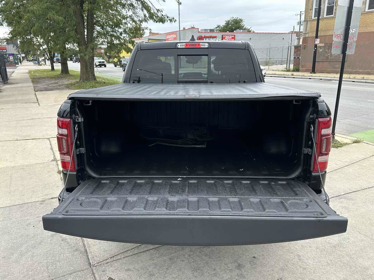 Used 2023 RAM 1500 Laramie AWD/4WD image 34