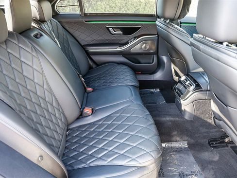 Used 2024 Mercedes-Benz S 580 4MATIC Sedan image 18