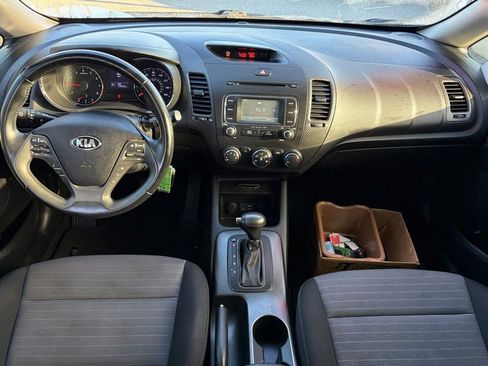 Used 2016 Kia Forte EX image 24