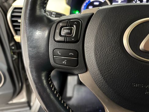 Used 2015 Lexus NX 300h FWD image 21