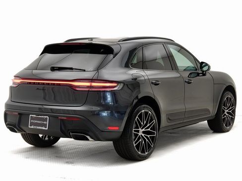 New 2025 Porsche Macan image 34
