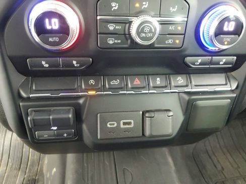 Used 2021 GMC Sierra 1500 Elevation w/ X31 Off-Road Package AWD/4WD image 19