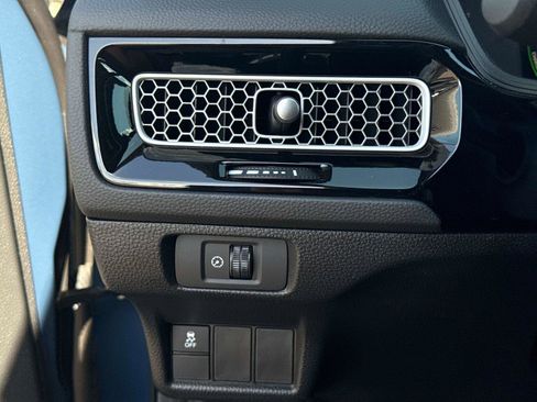 Certified 2025 Honda Civic Sport Touring image 30