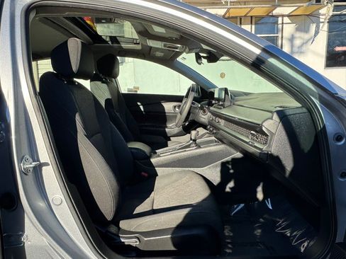 Used 2024 Honda Accord EX image 9