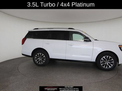 Used 2025 Ford Expedition Platinum AWD/4WD image 23