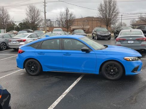 Used 2022 Honda Civic Sport image 14
