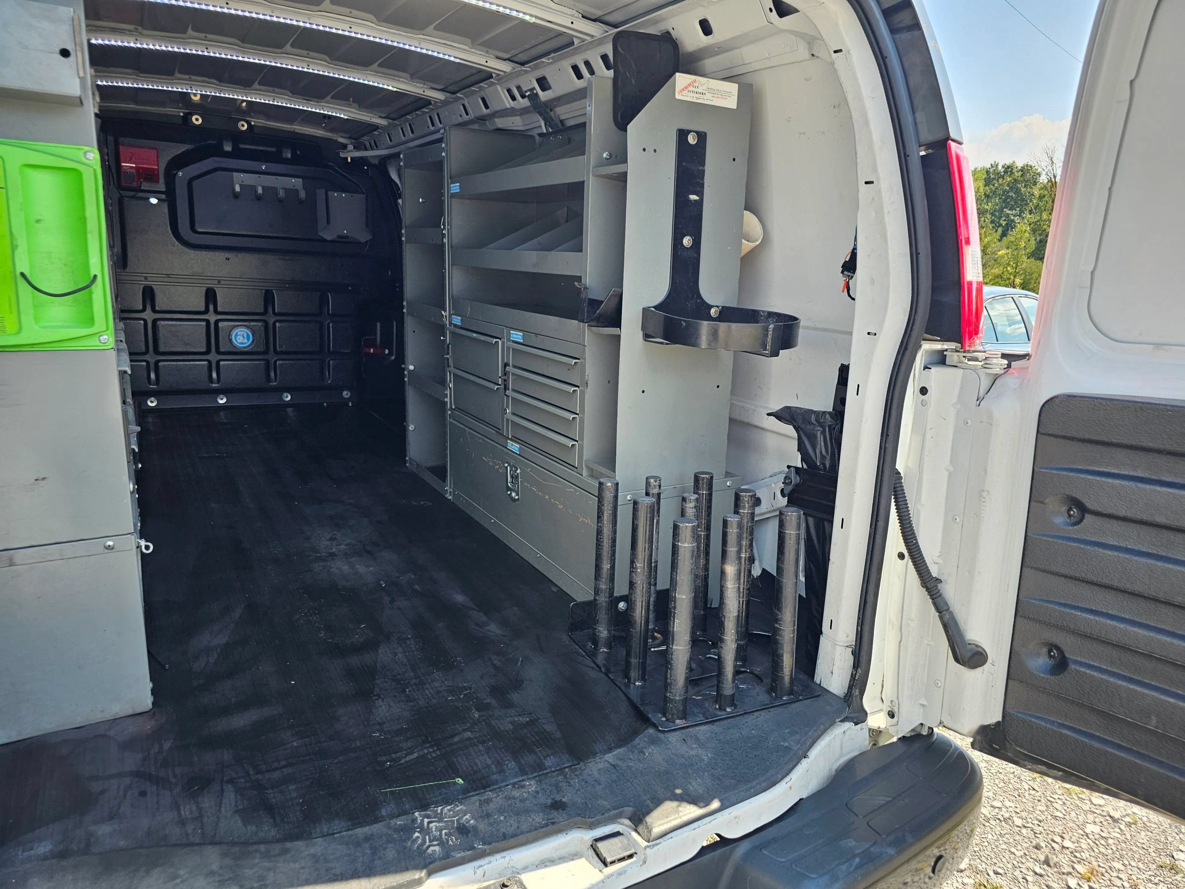 Used 2023 Chevrolet Express 3500 Extended w/ Driver Convenience Package RWD image 8