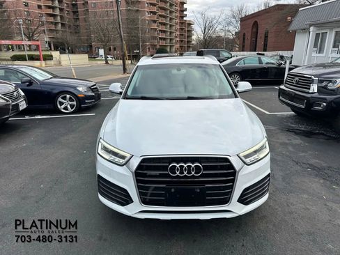 Used 2016 Audi Q3 2.0T Prestige w/ Prestige Package image 4