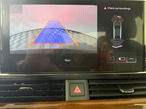 Used 2023 Audi A4 2.0T Premium w/ Convenience Package image 16